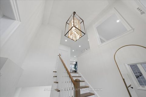 Photo 2 at 186 Muirfield Drive, Ardagh, Barrie