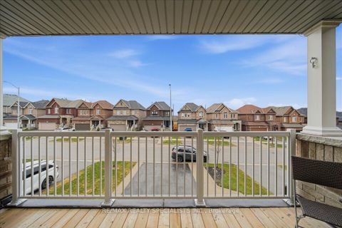 Photo 12 at 186 Muirfield Drive, Ardagh, Barrie