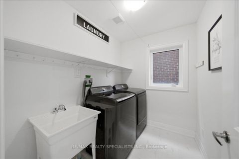 Photo 14 at 186 Muirfield Drive, Ardagh, Barrie