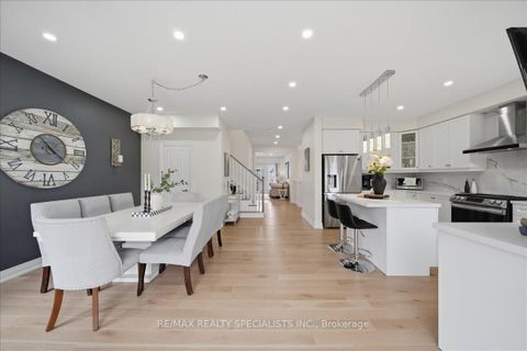 Photo 19 at 186 Muirfield Drive, Ardagh, Barrie