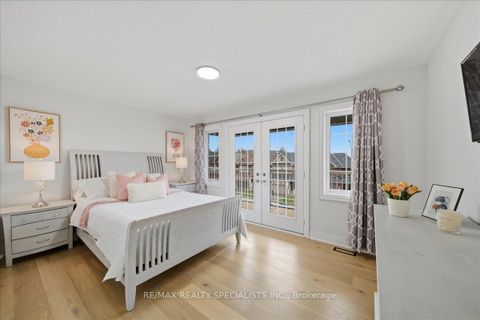 Photo 37 at 186 Muirfield Drive, Ardagh, Barrie