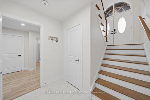 Photo 41 at 186 Muirfield Drive, Ardagh, Barrie