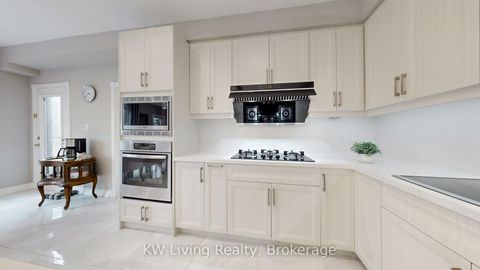 Photo 18 at 19 Spadina Road, Bayview Hill, Richmond Hill