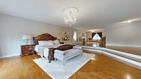 Photo 23 at 19 Spadina Road, Bayview Hill, Richmond Hill