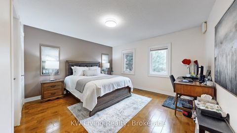 Photo 33 at 19 Spadina Road, Bayview Hill, Richmond Hill