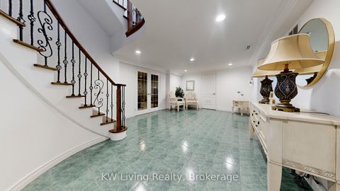 Photo 37 at 19 Spadina Road, Bayview Hill, Richmond Hill