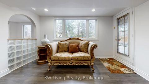 Photo 42 at 19 Spadina Road, Bayview Hill, Richmond Hill