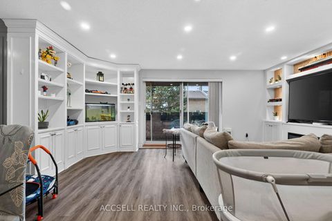 Photo 11 at 159 - 50 Scarborough Golf Club Road, Scarborough Village, Toronto