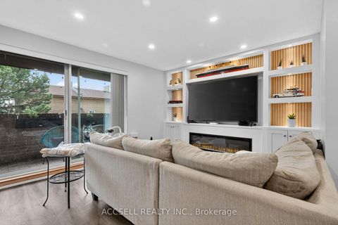 Photo 12 at 159 - 50 Scarborough Golf Club Road, Scarborough Village, Toronto