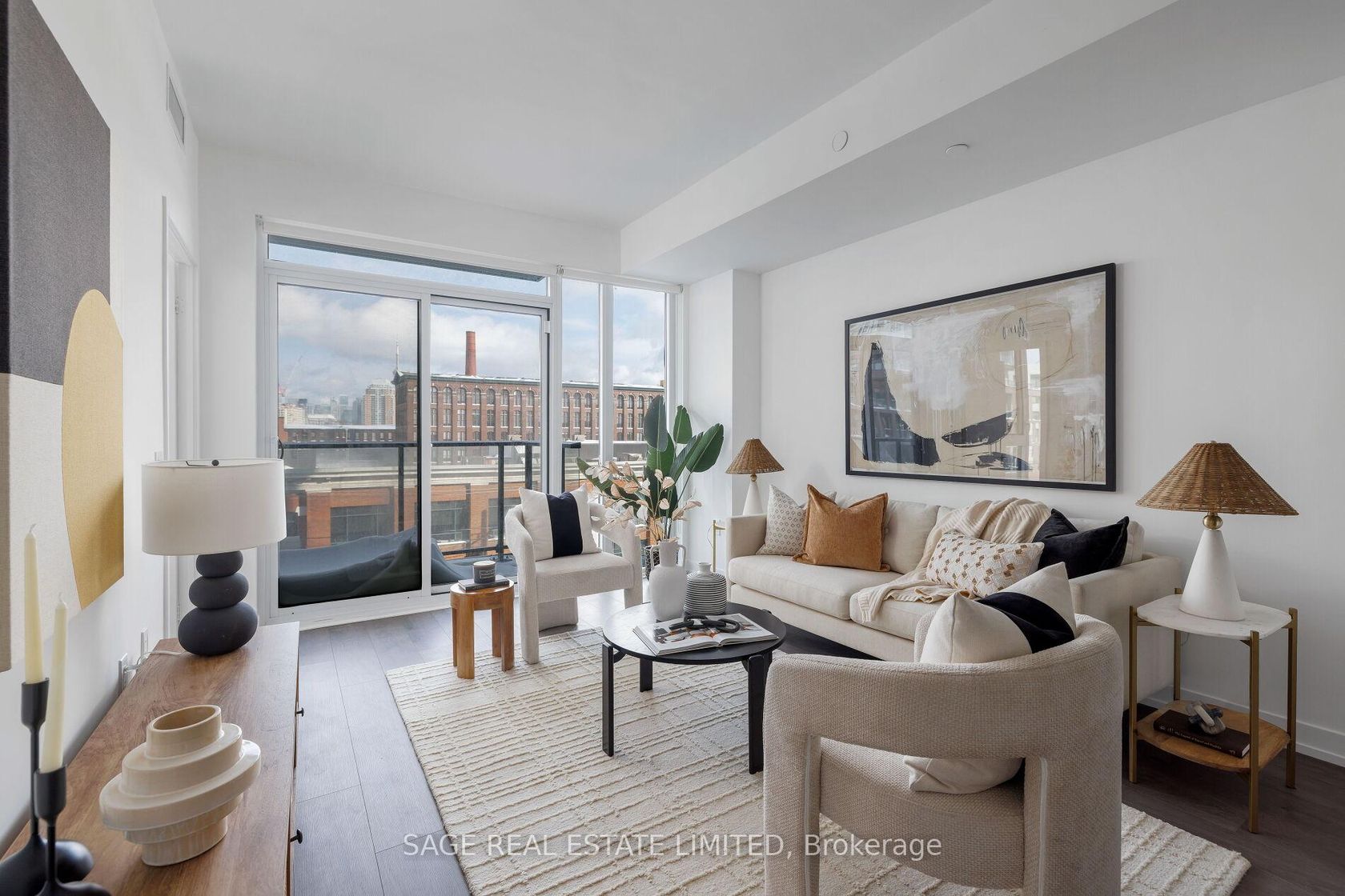 327 - 270 Dufferin Street, South Parkdale, Toronto 