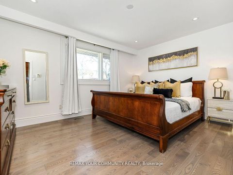 Photo 17 at 239 Wincott Drive, Richview, Toronto