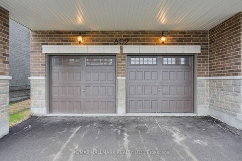 Photo 2 at 602 Newlove Street, Rural Innisfil, Innisfil