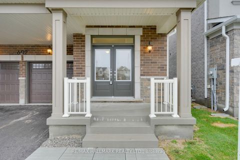 Photo 3 at 602 Newlove Street, Rural Innisfil, Innisfil