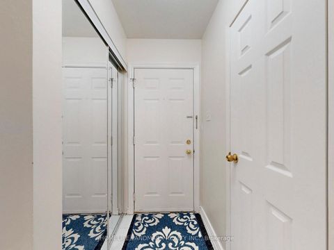 Photo 11 at 37 - 106 Chester Le Boulevard, L'Amoreaux, Toronto