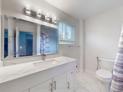 Photo 15 at 37 - 106 Chester Le Boulevard, L'Amoreaux, Toronto