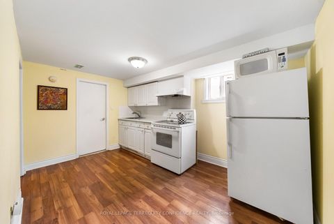 Photo 19 at 69 Nipigon Avenue, Newtonbrook East, Toronto