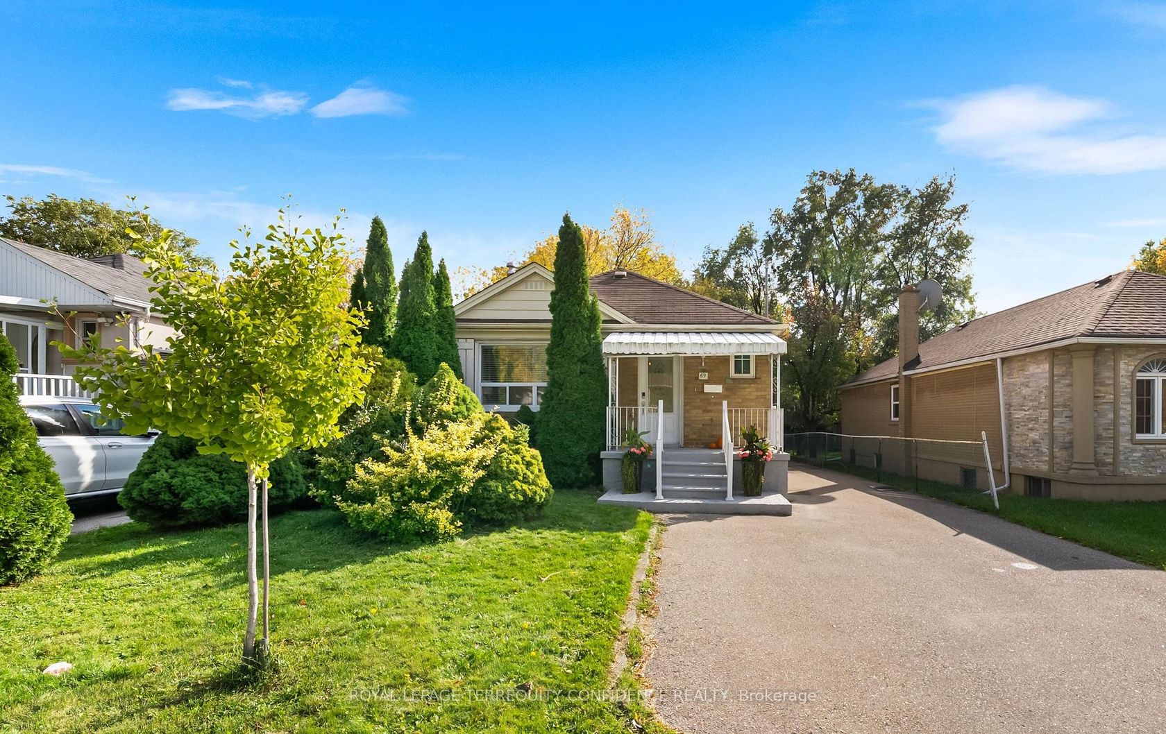 69 Nipigon Avenue, Newtonbrook East, Toronto photo number 2