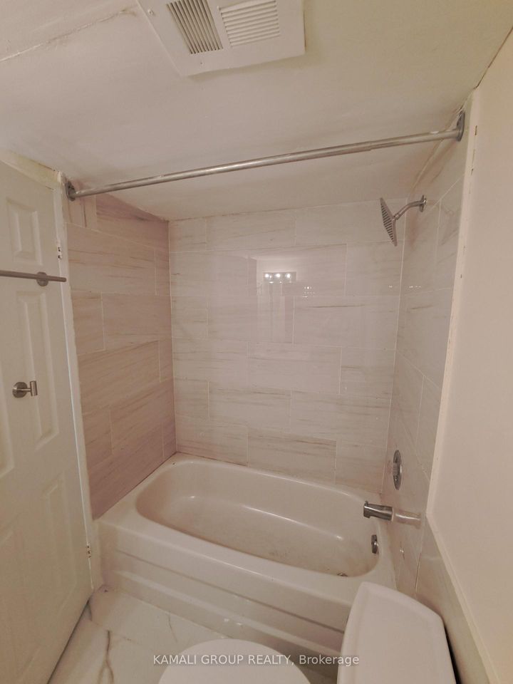 Photo 13 at 727 - 4645 Jane Street, Black Creek, Toronto