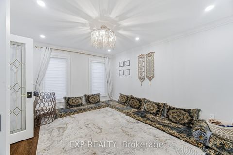 Photo 15 at 265 Wycliffe Avenue, Islington Woods, Vaughan