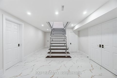 Photo 30 at 265 Wycliffe Avenue, Islington Woods, Vaughan