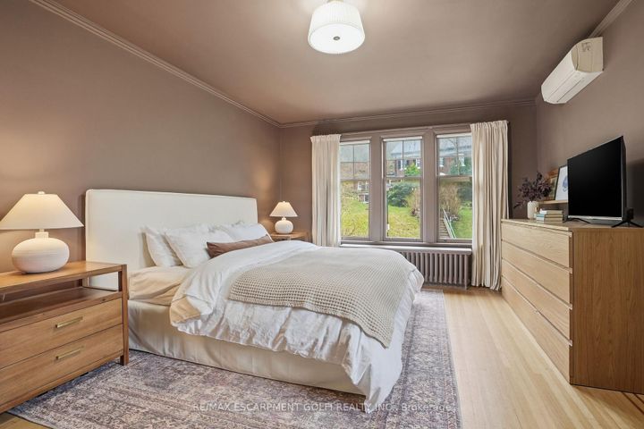 Photo 18 at 18 Inglewood Drive, Durand, Hamilton