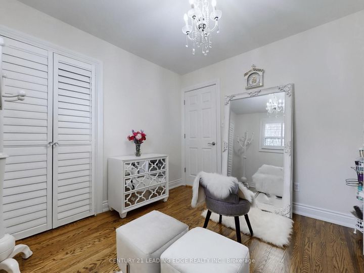 Photo 26 at 8 Miner Circle, Unionville, Markham