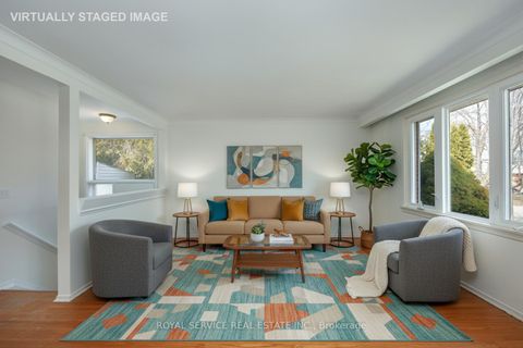 Photo 7 at 14 Hathway Drive, Bendale, Toronto