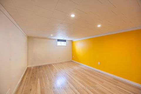 Photo 15 at 14 Hathway Drive, Bendale, Toronto