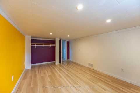 Photo 17 at 14 Hathway Drive, Bendale, Toronto