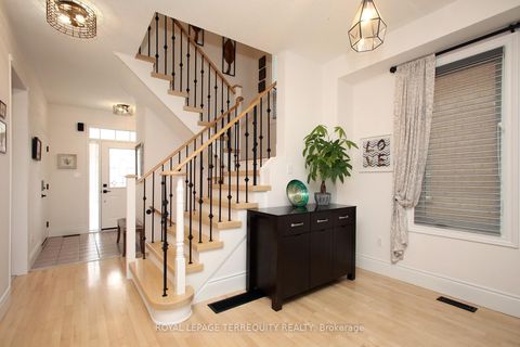 Photo 16 at 471 Woodsmere Crescent, Amberlea, Pickering