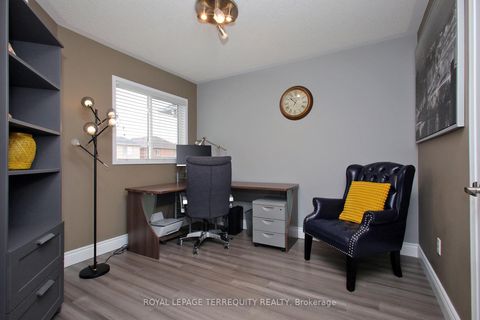 Photo 17 at 471 Woodsmere Crescent, Amberlea, Pickering