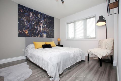 Photo 21 at 471 Woodsmere Crescent, Amberlea, Pickering