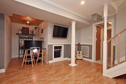 Photo 23 at 471 Woodsmere Crescent, Amberlea, Pickering