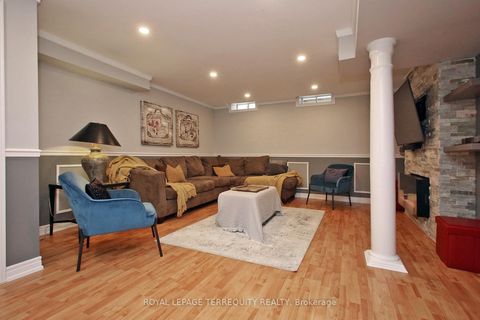 Photo 24 at 471 Woodsmere Crescent, Amberlea, Pickering