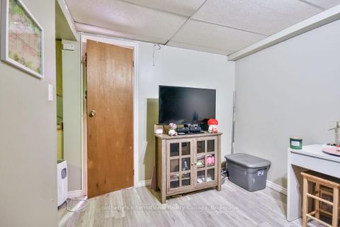 Photo 33 at 38 - 112 Loggers Run, Ardagh, Barrie