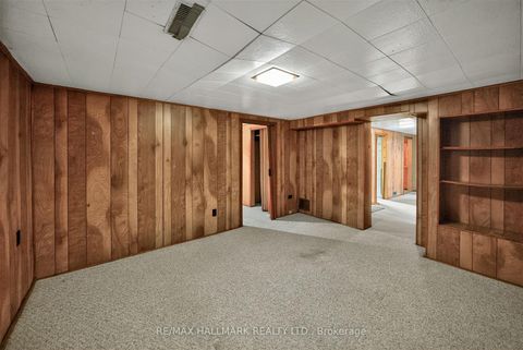 Photo 26 at 50 Dorking Crescent, CFB, Toronto