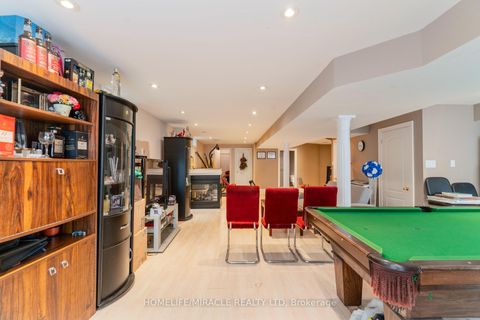 Photo 37 at 31 Water Garden Lane, Sonoma Heights, Vaughan