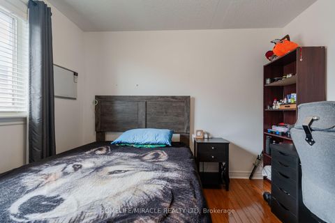 Photo 43 at 31 Water Garden Lane, Sonoma Heights, Vaughan