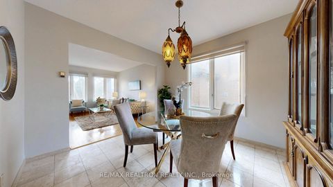 Photo 7 at 33 Byer Drive, Raymerville, Markham