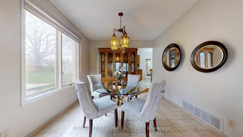 Photo 9 at 33 Byer Drive, Raymerville, Markham