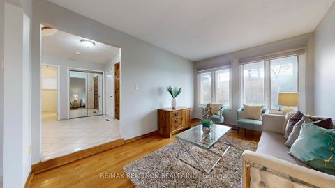 Photo 11 at 33 Byer Drive, Raymerville, Markham