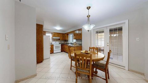 Photo 15 at 33 Byer Drive, Raymerville, Markham