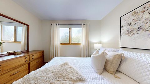 Photo 34 at 33 Byer Drive, Raymerville, Markham