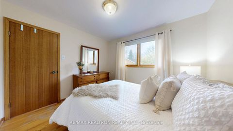 Photo 35 at 33 Byer Drive, Raymerville, Markham