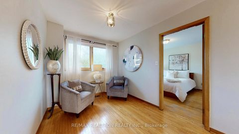 Photo 37 at 33 Byer Drive, Raymerville, Markham