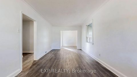 Photo 7 at 47 Boyce Avenue, Eglinton East, Toronto