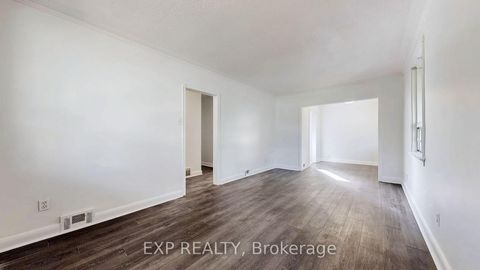 Photo 8 at 47 Boyce Avenue, Eglinton East, Toronto