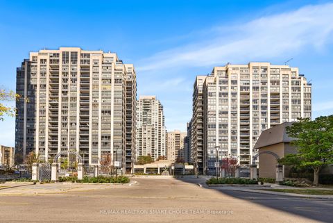 Photo 1 at 1211 - 28 Hollywood Avenue, Willowdale East, Toronto