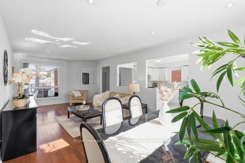 Photo 7 at 115 Coles Avenue, Vaughan Grove, Vaughan