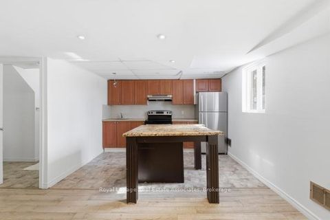 Photo 27 at 115 Coles Avenue, Vaughan Grove, Vaughan